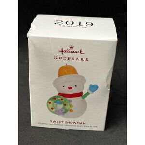 2019 Hallmark Keepsake Christmas Ornament Sweet Snowman HM6